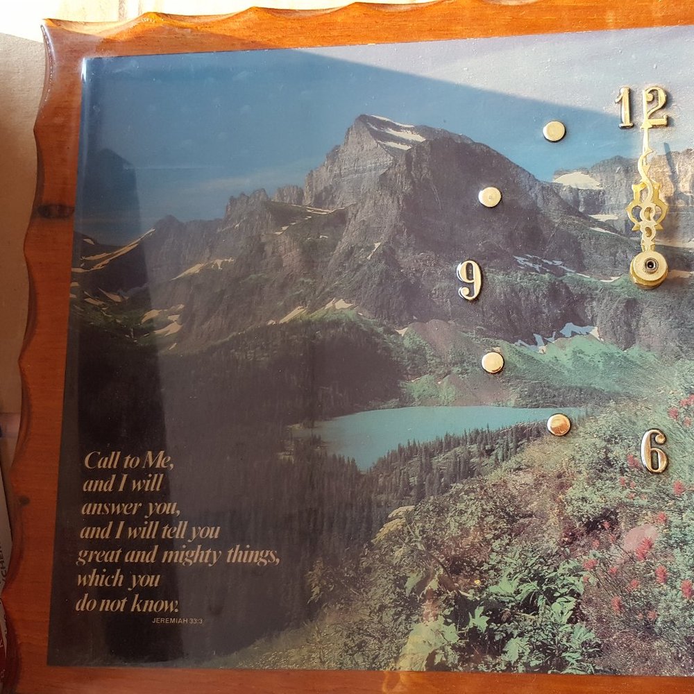 Vintage Handcrafted Clock - Picture 2 of 4